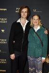 Amsterdam 28 november 2022
Premiere piece of my heart in het deLamar theater.
Christine van Stralen met haar zoon
