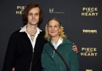 Amsterdam 28 november 2022
Premiere piece of my heart in het deLamar theater.
Christine van Stralen met haar zoon