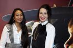 Amsterdam 10 december 2022
Premiere de gelaarsde kat in Pathe Arena .
Corina Ouwehand (links)
