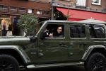 Amsterdam 5 december 2022
Dave Roelvink in zijn nieuwe Jeep Titan