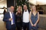 Den Haag 12 december 2022
Society Lunch in het crown Plaza hotel.
Dee den Boer met Salar Azimi en zijn vrouw
en Johan Vlemmix