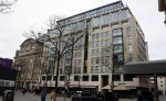 Amsterdam 22 november 2022
In dit complex op de dam heeft Edgar Davids 2 appartementen