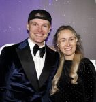 Amsterdam 13 december 2022
YouTube event in Tuschinski. Enzo Knol met vriendin Myron Koops