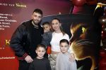 Amsterdam 10 december 2022
Premiere de gelaarsde kat in Pathe Arena .
Familie Lakap
