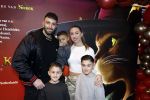 Amsterdam 10 december 2022
Premiere de gelaarsde kat in Pathe Arena .
Familie Lakap