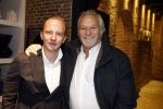 Naarden 24 november 2022
Presentatie van nieuwe lijn van Monique des Bouvrie in het Arsenaal. Frank Wisse met Jan des Bouvrie jr