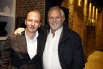 Naarden 24 november 2022
Presentatie van nieuwe lijn van Monique des Bouvrie in het Arsenaal. Frank Wisse met Jan des Bouvrie jr