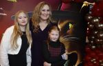 Amsterdam 10 december 2022
Premiere de gelaarsde kat in Pathe Arena .
Hannelore Zwitserlood kwam met haar dochters