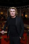 Zeist 27 november 2022
Presentatie boek en concert Laura Fygi in in Fygi Hotel.
Laura krijgt ook nog een koninklijke onderscheiding. Hans Klok