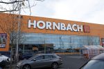 Amsterdam eerste week december 2022
Bij hetbhuis van Prinses Amalia wordt volop gewerkt . Ook is er politie en beveiliging aanwezig . Er wonen inmiddels ook al weer medestudenten in het pand. Hornbach