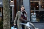 Amsterdam 15december 2022
Huub v d Lubbe doet boodschappen
