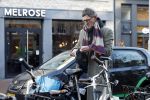 Amsterdam 15december 2022
Huub v d Lubbe doet boodschappen