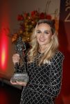Amsterdam 21 december 2022
Sportman en Sportvrouw van het jaar Gala in AFAS Live. Sportvrouw van het jaar Irene Schouten . Ook haar maan DirkJan Mak was aanwezig.