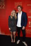 Amsterdam 21 december 2022
Sportman en Sportvrouw van het jaar Gala in AFAS Live. Sportvrouw van het jaar Irene Schouten . Ook haar maan DirkJan Mak was aanwezig.