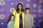 Amsterdam 17 december 2022
Premiere het feest van tante Ria in Pathe Noord .
Cast bestaat oa uit Najib Amhali Tooske Ragas Edo Brunner Edsilia Rombley Jack v gelder Pim Muda Thimo v Haare Janine Kho met kinderen en partner