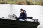 Amsterdam, 10 November 2022
Jeroen v d Boom vissend op de Amstel op zijn bootje