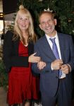Den Haag 12 december 2022
Society Lunch in het crown Plaza hotel. Johan Vlemmix met een fan