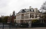 Amsterdam 22 november 2022
In dit complex heeft Jort Kelder een appartement