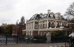 Amsterdam 22 november 2022
In dit complex heeft Jort Kelder een appartement