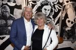 Zeist 27 november 2022
Presentatie boek en concert Laura Fygi in in Fygi Hotel.
Laura krijgt ook nog een koninklijke onderscheiding. Klaas Wilting kwam met zijn vrouw