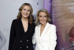 Hilversum 19 december 2022
The roast van Famke Louise in studio 21.
Kristien v Dillen met ...