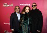 Amsterdam 22 november 2022
Presentatie Real Housewifes of Amsterdam in Hotel Krasnapolsky  van Videoland. Susanne Klibansky en Louis Klibansky met zijn ouders Leon Klibansky en Immechien Klibansky en broer Joseph Klibansky en partner Victoria Waldau