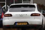 Eefde 3 december 2022
Martha Riemsma de vriendin van Matthijs v Nieuwkerk doet boodschappen bij de Albert Heijn. Daarn rijdt ze naar het huis van Matthijs waar Matthijs helpt met de boodschappen uit de Porsche Macan halen .