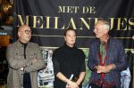 Noordwijk 9 december 2022
Presentatie nieuwe scheurkalendar van de familie Meiland. Aanwezig Martien Meiland Erica Meiland en Montana Meiland . Ook aanwezig Jan Dijkgraaf en Timon Moll ( regisseur van de Meilandjes). Presentatie is in de woonwinkel van Montana.