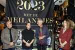 Noordwijk 9 december 2022
Presentatie nieuwe scheurkalendar van de familie Meiland. Aanwezig Martien Meiland Erica Meiland en Montana Meiland . Ook aanwezig Jan Dijkgraaf en Timon Moll ( regisseur van de Meilandjes). Presentatie is in de woonwinkel van Montana.