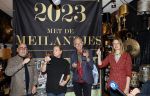 Noordwijk 9 december 2022
Presentatie nieuwe scheurkalendar van de familie Meiland. Aanwezig Martien Meiland Erica Meiland en Montana Meiland . Ook aanwezig Jan Dijkgraaf en Timon Moll ( regisseur van de Meilandjes). Presentatie is in de woonwinkel van Montana.