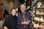Noordwijk 9 december 2022
Presentatie nieuwe scheurkalendar van de familie Meiland. Aanwezig Martien Meiland Erica Meiland en Montana Meiland . Ook aanwezig Jan Dijkgraaf en Timon Moll ( regisseur van de Meilandjes). Presentatie is in de woonwinkel van Montana.