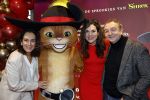 Amsterdam 10 december 2022
Premiere de gelaarsde kat in Pathe Arena .
Monic Hendrickx Anna Drijver en Jon v Eerd