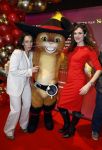 Amsterdam 10 december 2022
Premiere de gelaarsde kat in Pathe Arena .
Monic Hendrickx Anna Drijver en Jon v Eerd