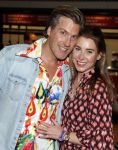 Amsterdam 19 november 2022
Toppers in concert in deJohan Cruijff arena.
Niels Houtepen met zijn vrouw