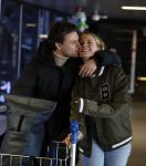 Schiphol 19 december 2022
Noa Vahle arriveert op schiphol na de WK Voetbal waar ze verslag deed voor SBS6. Haar vriend Tim de Wild wachhte haar op .