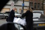 Amsterdam 5 december 2022
Otto Klein koopt kerstpakketten voor zijn personeel
