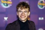 Amsterdam 17 december 2022
Premiere het feest van tante Ria in Pathe Noord .
Cast bestaat oa uit Najib Amhali Tooske Ragas Edo Brunner Edsilia Rombley Jack v gelder Pim Muda Thimo v Haaren  Ridder v Kooten Esther Mbire en Piet Tomassen. Remi de Smet