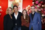 Hoofddorp 21 november 2022
Premiere Girls on fire in schouwburg Hoofddorp.
Rick Engelkes met personeel waaronder Annelieke Sijbesma