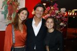 Hoofddorp 21 november 2022
Premiere Girls on fire in schouwburg Hoofddorp.
Rick Engelkes met zijn 2 dochters