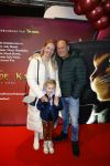 Amsterdam 10 december 2022
Premiere de gelaarsde kat in Pathe Arena .
Ron Boszhard met dochter en vriendin