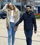 Almere 3 december 2022
Sjinkie Knegt met zijn nieuwe vriendin Chantal.
