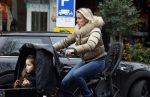 Amsterdam 29 november 2022
Suze mens met dochter in bakfiets