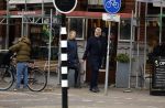 Amsterdam 4 december 2022
Sybrand Niessen en zijn vrouw aan het wandelen door Amsterdam zuid.