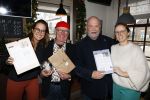 Baambrugge 11 december 2022
Presentatie kalendar met Harry Slinger en Bert Simhoffer. Harry kwam met zijn vrouw en Bert met zijn vrouw em 2 kinderen .