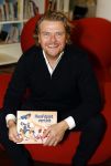 Amsterdam 13 november 2023
Presentatie sinterklaasboeken van Bastiaan Ragas Daphne Schippers en Ozcan Akyol (Eus) in de openbare bibliotheek in