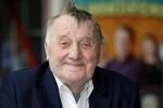 Hilversum 19 november 2023
Presentatie kijkbuisvrienden met oa Loeki Knol
Tony Neef
Maroesja Lacunes
Barrie Stevens
Bram Biesterveld.
Ydwer Bosma is de producent.