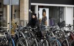 Amsterdam 24 november 2023
Chelsey Weimar op haar electrische van Moof fiets in Amsterdam.