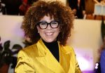 Den Haag 13 november 2023
In aanloop naar de Tweede Kamerverkiezingen organiseren de vrouwenbladen Libelle, Margriet, Flair en Nouveau gezamenlijk het VerkiezingscafÃ©. De vier hoofdredacteuren verwelkomen prominente vrouwen op de kieslijst van de grootste politieke partijen.
Op maandag 13 november 2023 gaan vooraanstaande vrouwelijke politici van verschillende partijen met elkaar in debat, onder leiding van journaliste Diana Matroos. Hoofdredacteuren Hilmar Mulder (Libelle), Helene van Santen (Margriet), Marije Veerman (Flair) en Claudia Straatmans (Nouveau) praten met hen over de belangrijkste themaâ€™s die hun lezeressen aangaan.
De volgende vrouwelijke politici schuiven aan om te vertellen waarvoor zij staan tijdens de Tweede Kamerverkiezingen: Sophie Hermans (VVD), Caroline van der Plas (BBB), Lisa Westerveld (GroenLinks/PvdA), Hilde Palland (CDA), JoÃ«lle Gooijer (ChristenUnie), Anne-Marijke Podt (D66) en Lilian Marijnissen (SP). Alles speelt zich af bij Dudok.