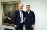 Den haag 7 november 2023
Nick Dijkman heeft inetrview met Geert Wilders op zijn kantoor in de tweede kamer.