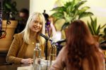 Den Haag 13 november 2023
In aanloop naar de Tweede Kamerverkiezingen organiseren de vrouwenbladen Libelle, Margriet, Flair en Nouveau gezamenlijk het VerkiezingscafÃ©. De vier hoofdredacteuren verwelkomen prominente vrouwen op de kieslijst van de grootste politieke partijen.
Op maandag 13 november 2023 gaan vooraanstaande vrouwelijke politici van verschillende partijen met elkaar in debat, onder leiding van journaliste Diana Matroos. Hoofdredacteuren Hilmar Mulder (Libelle), Helene van Santen (Margriet), Marije Veerman (Flair) en Claudia Straatmans (Nouveau) praten met hen over de belangrijkste themaâ€™s die hun lezeressen aangaan.
De volgende vrouwelijke politici schuiven aan om te vertellen waarvoor zij staan tijdens de Tweede Kamerverkiezingen: Sophie Hermans (VVD), Caroline van der Plas (BBB), Lisa Westerveld (GroenLinks/PvdA), Hilde Palland (CDA), JoÃ«lle Gooijer (ChristenUnie), Anne-Marijke Podt (D66) en Lilian Marijnissen (SP). Alles speelt zich af bij Dudok.